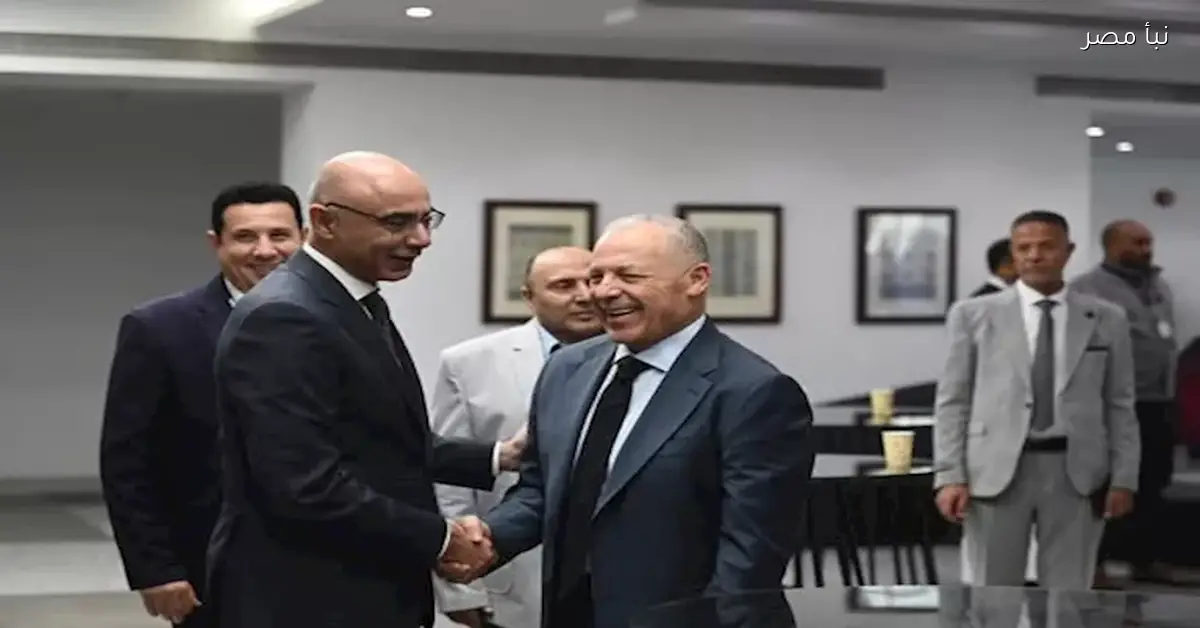 الروح القتالية.. بدء اجتماع الجمعية العمومية لاتحاد الكرة بعزف السلام الوطني